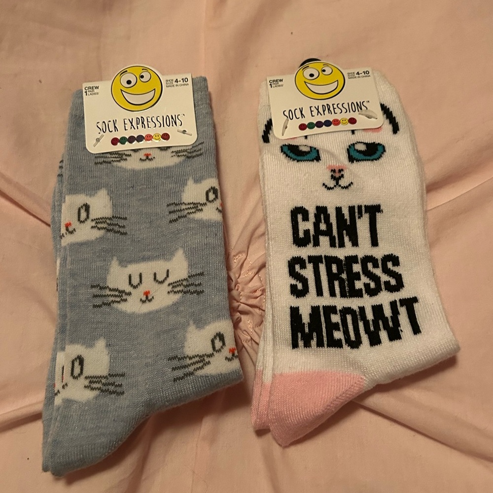 Expressions Cat Design Socks - Blue and White